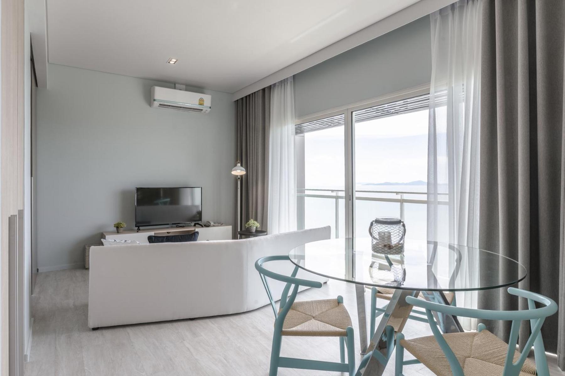 Veranda Pattaya Sea View Jomtien Front วิวทะเล พัทยา จอมเทียน Apartment Na Chom Thian